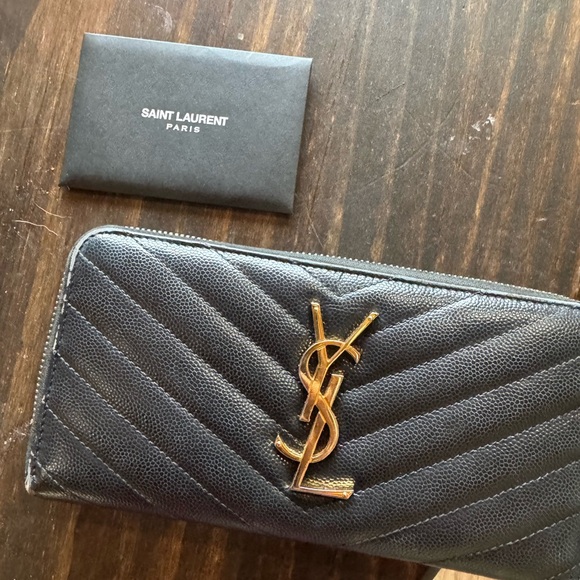 Saint Laurent Black Chevron Quilted Wallet - Picture 1 of 6